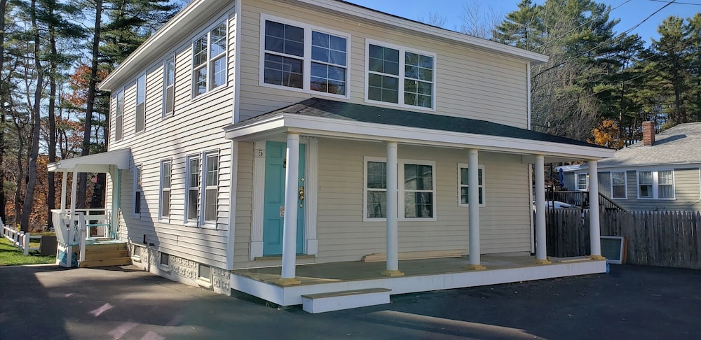 5 Seaview Ave — 4-Star Luxury Hotel in Old Orchard Beach, United States