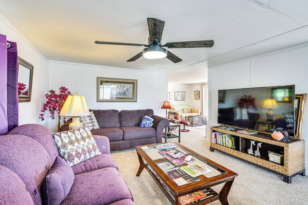 Pool Access Couples Haven 4 Mi to Dtwn Fort Myers in North Fort Myers, United States