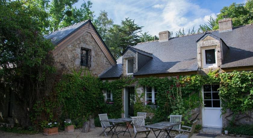 Manoir Des Eperviers — Queven