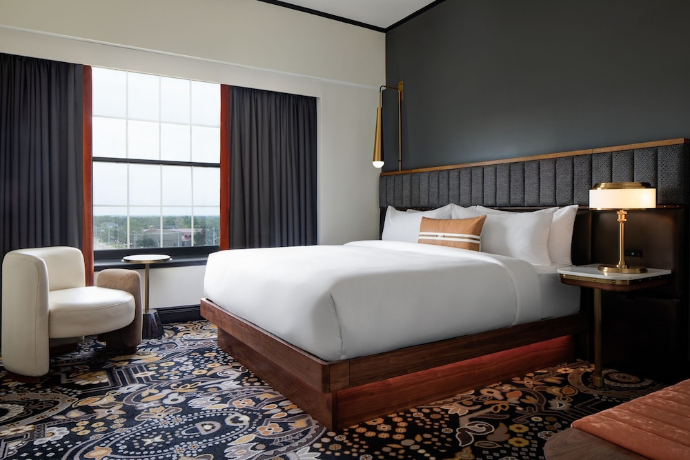 LaSalle Boutique Hotel - photo 14
