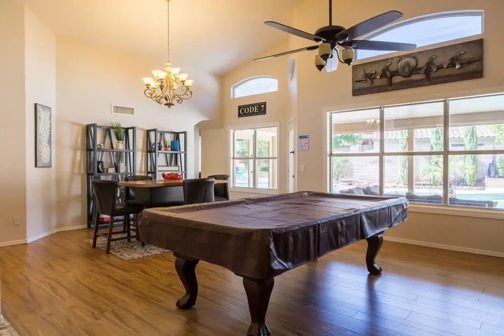 Private paradise with pool heater spa billiards - photo 17