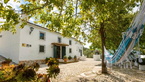 Cortijo Entresierras — hotel in Carcabuey