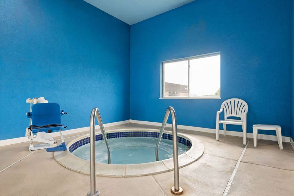 Days Inn by Wyndham Miami - photo 6
