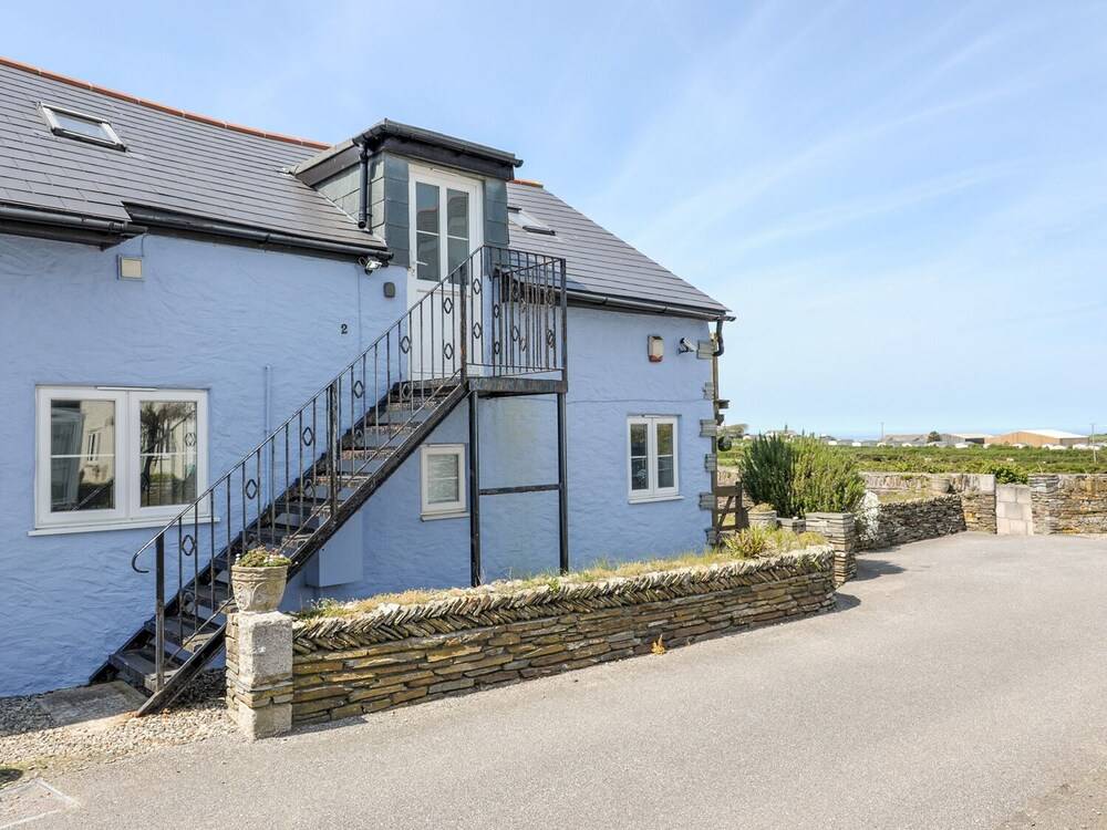 The Blue House — 4-Star Luxury Hotel in Tintagel, United Kingdom
