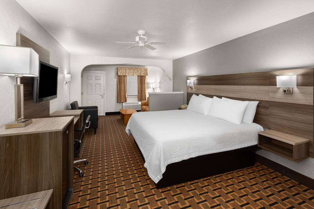 Ramada Limited San Angelo - photo 41