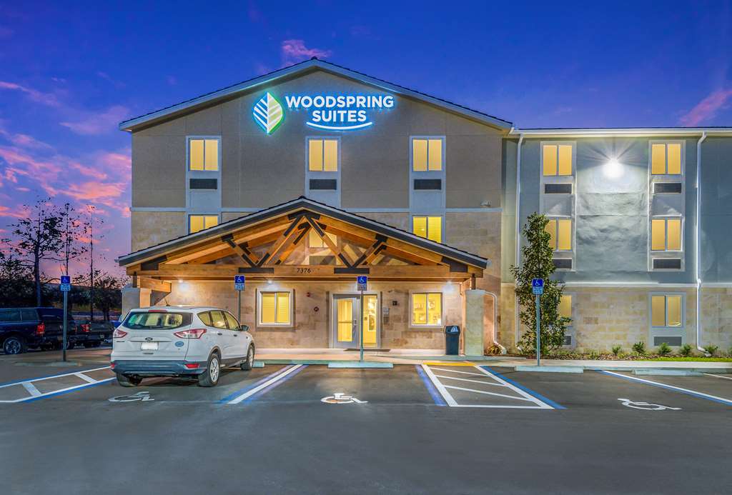 WoodSpring Suites Bradenton - photo 5