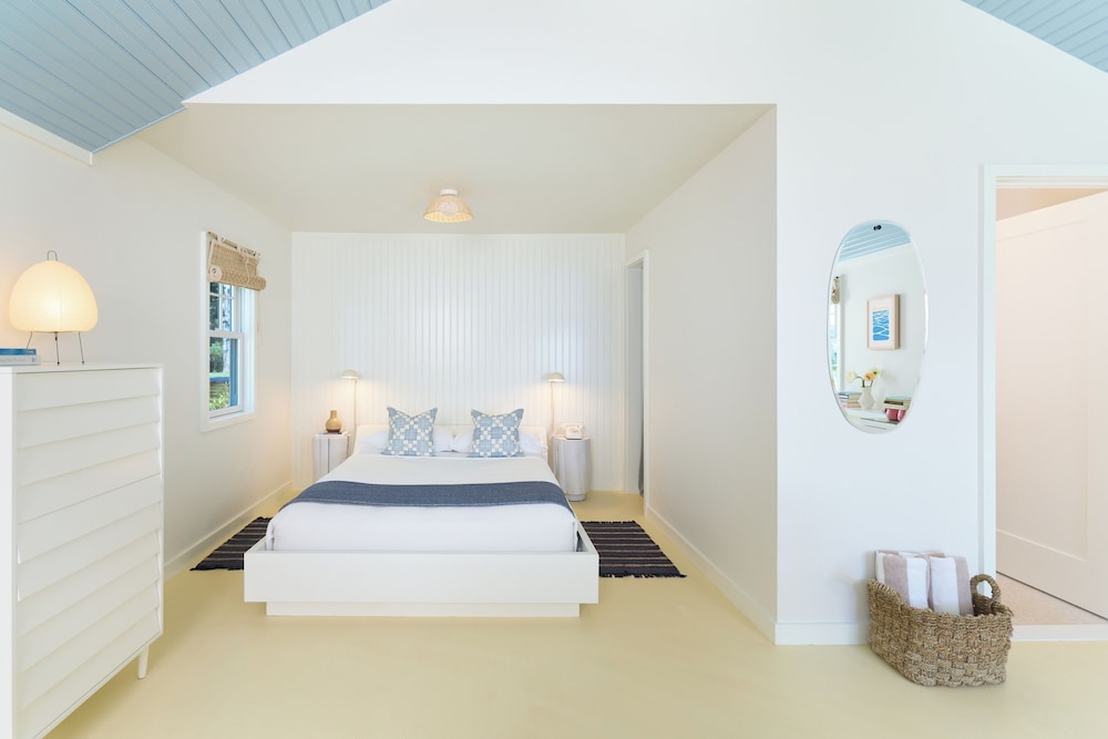 Silver Sands Motel & Beach Bungalows - photo 39