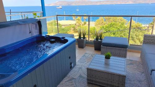Porto D'oro Luxury Apartment — 4-Star Luxury Hotel in Lavrio, Greece