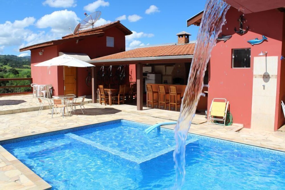 Pousada do Grande Lago in Monte Siao, Brasil