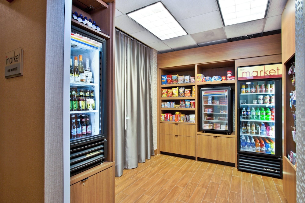 Springhill Suites by Marriott Chicago Elmhurst Oakbrook Area - photo 27