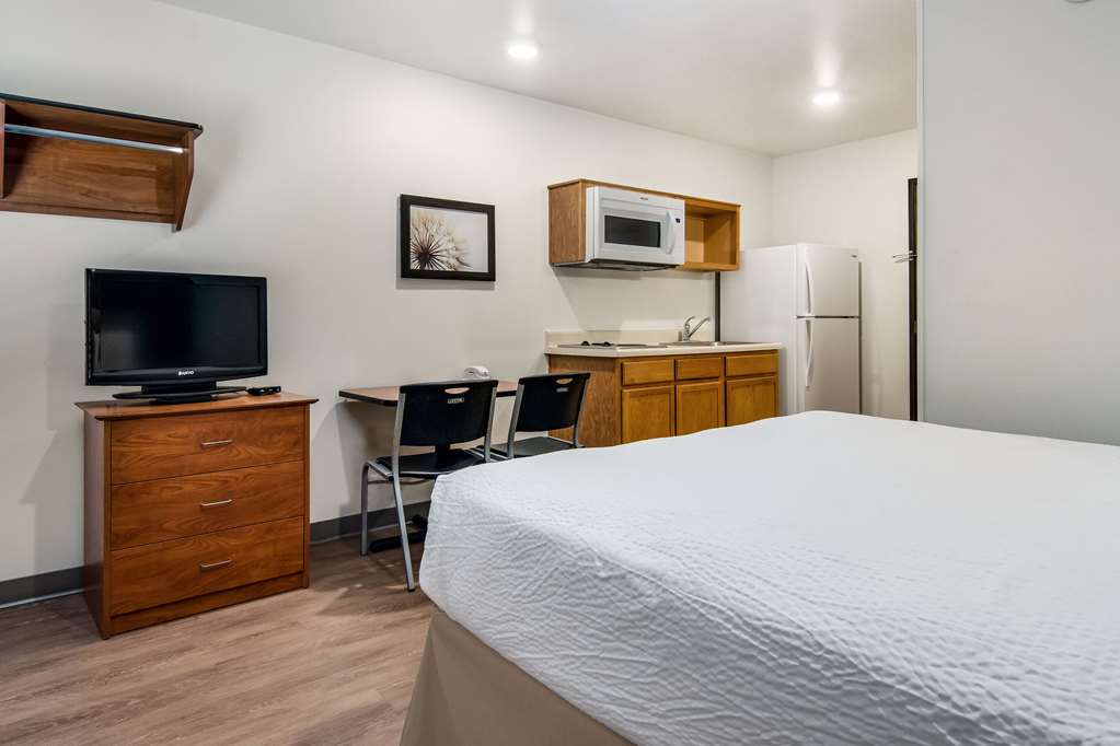 WoodSpring Suites Abilene - photo 12