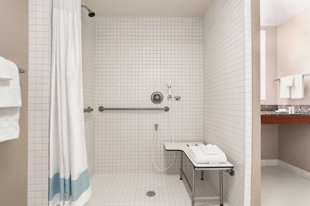 TownePlace Suites by Marriott Springfield - photo 16