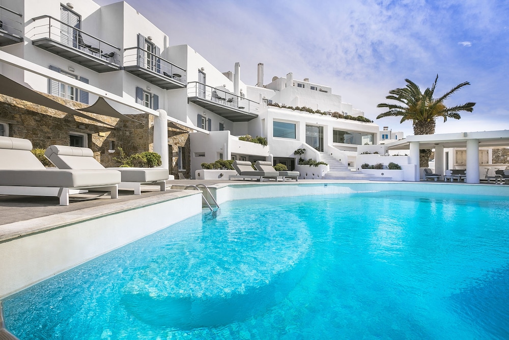 Ilio Maris Hotel in Mykonos, Greece