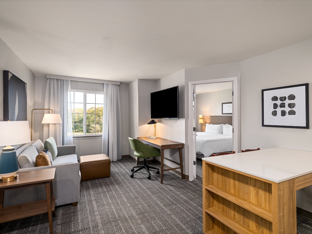 Staybridge Suites Rochester University by IHG - photo 12