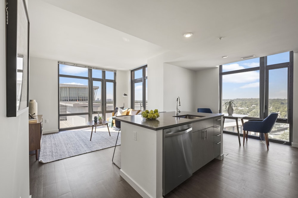 Placemakr Marymount Ballston - photo 26
