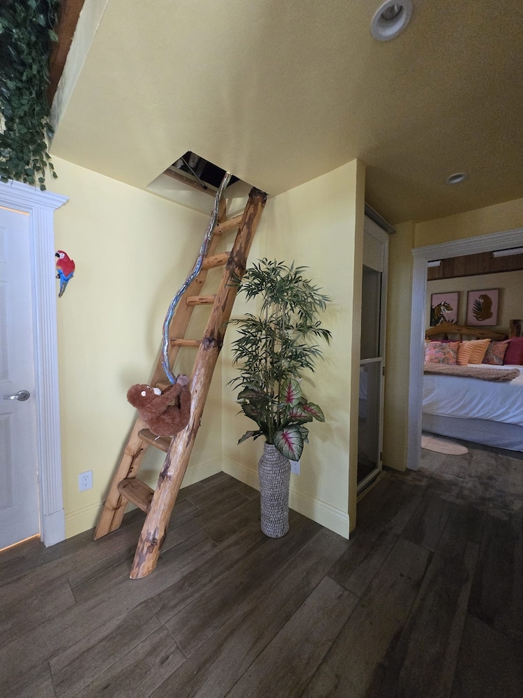 NEW Jungle Paradise Treehouse Suite With Resort Amenities Elevator Access Outdoor Kitchen Lagoon Lazy River Pool RV Hook up - photo 27