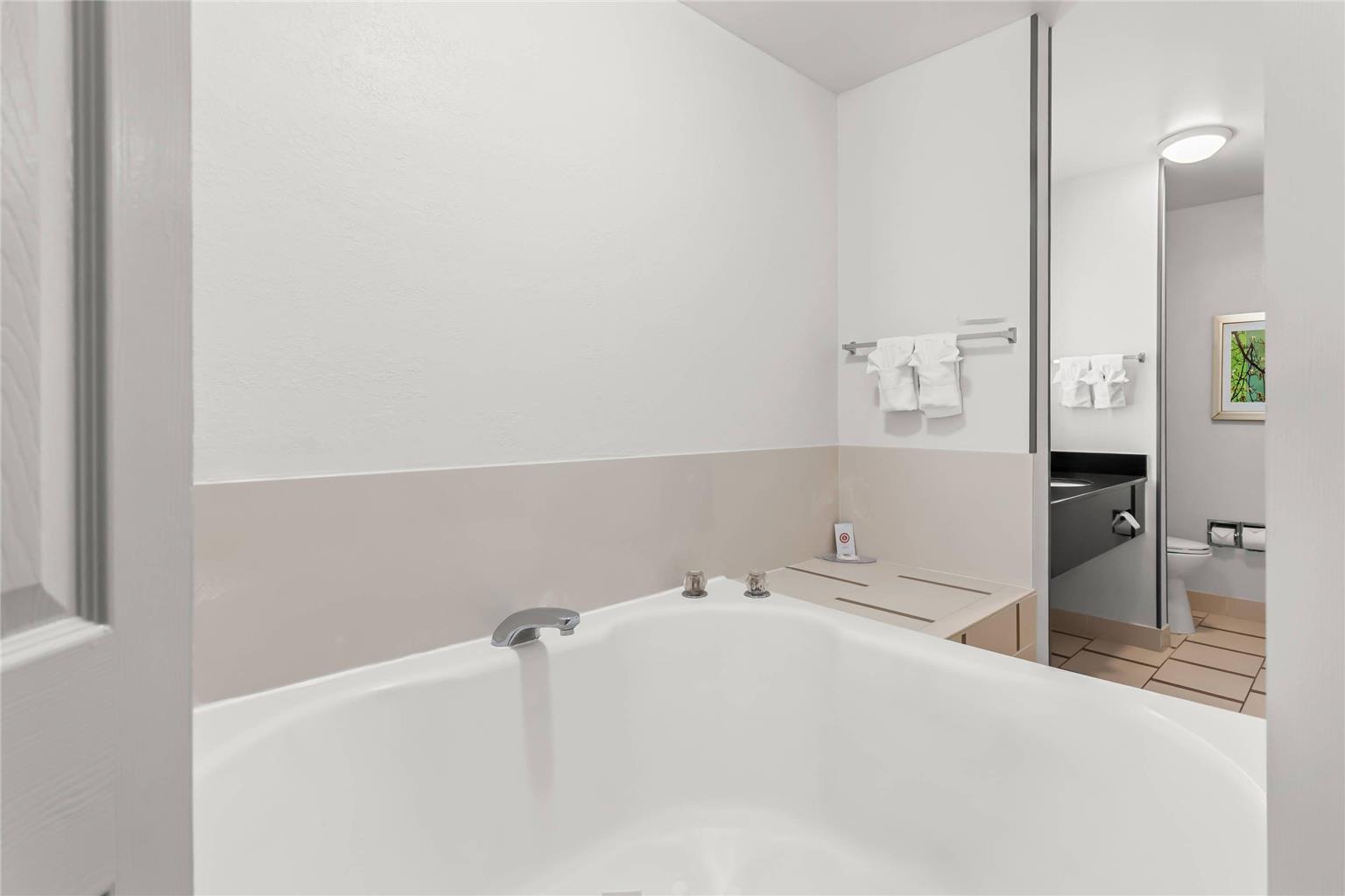 Comfort Inn & Suites Berea KY - photo 10