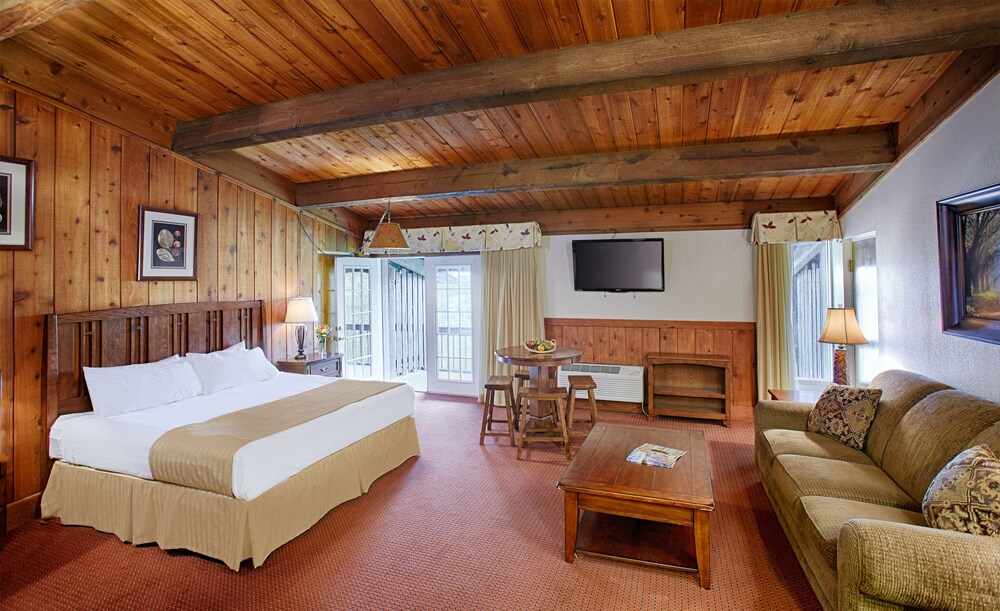 Salt Fork Lodge and Conference Center - photo 13