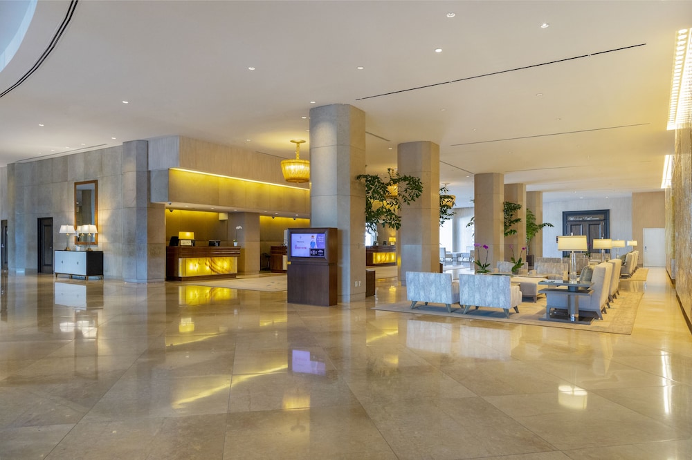 The Beverly Hilton - photo 10