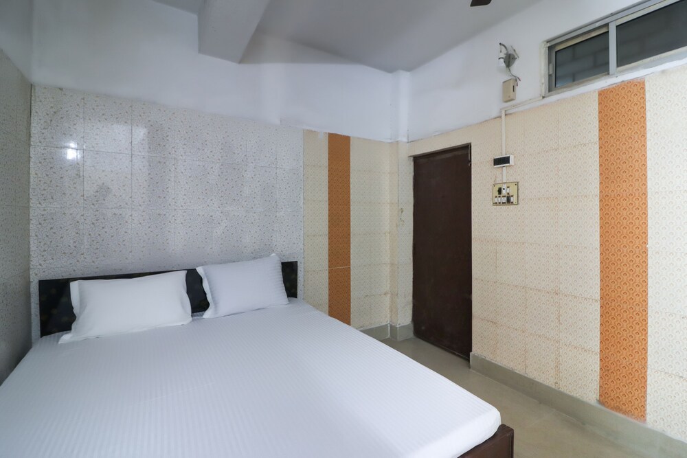 SPOT on 49450 Silver Woods — hotel in Shrirampur
