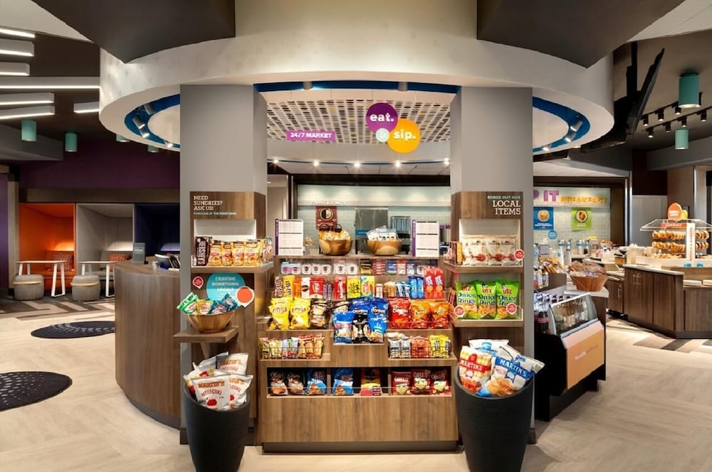 Tru by Hilton Fort Lauderdale Downtown - photo 28