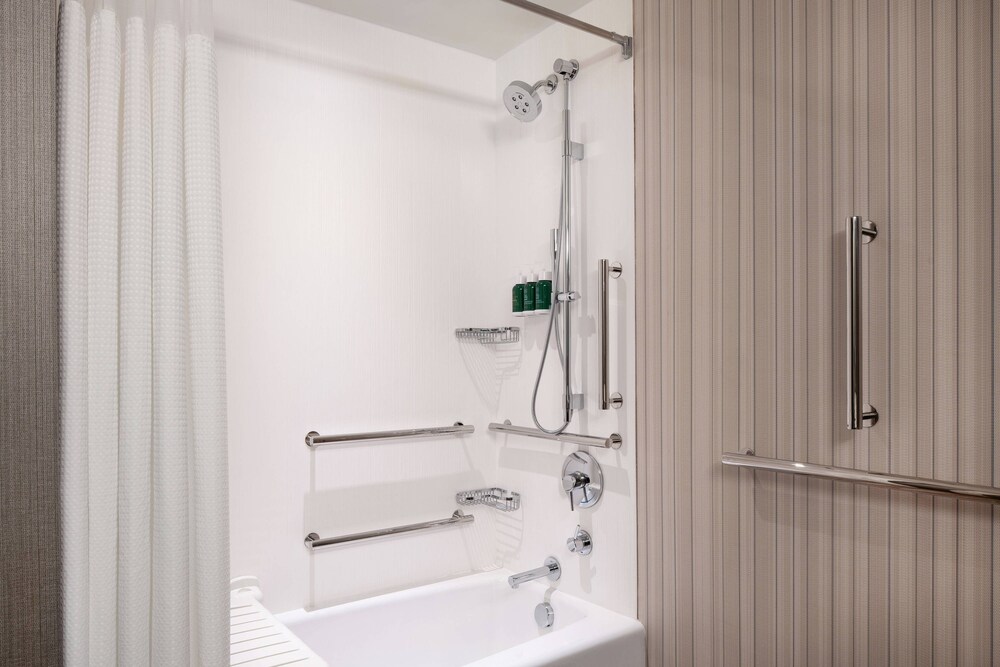 Courtyard by Marriott Loveland Fort Collins - photo 6