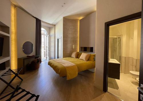 Easy Naples - carbon neutral hotel in Naples