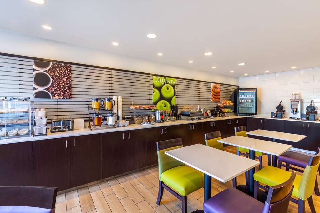 La Quinta Inn & Suites by Wyndham Spokane Valley - photo 8