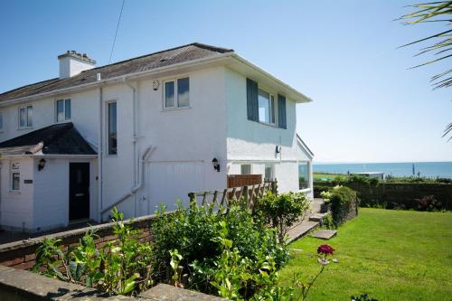Bella Vista — carbon neutral stay, Criccieth