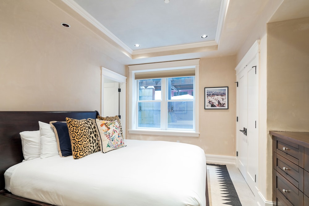 Element 52 Auberge Collection - photo 36