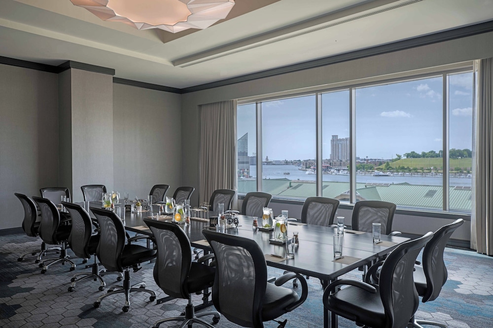 Renaissance Baltimore Harborplace Hotel - photo 45