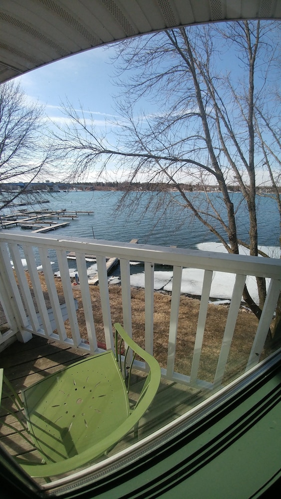 Snug Harbor Inn - photo 127