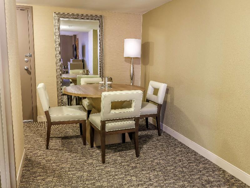 DoubleTree by Hilton Virginia Beach - photo 59