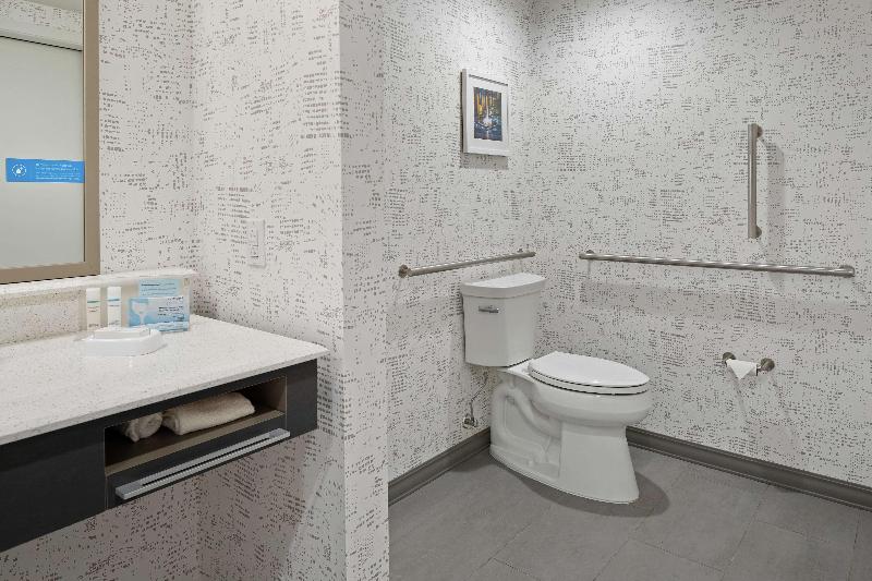 Hampton Inn & Suites Cranberry Pittsburgh - photo 108
