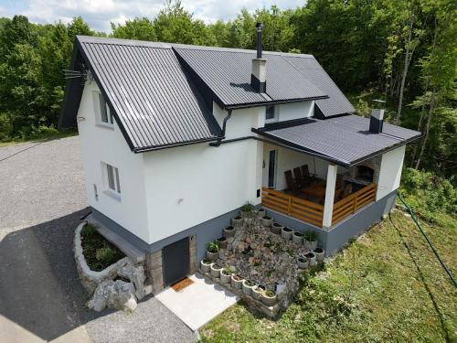 Grofova Kuća - carbon neutral hotel in Unknown City
