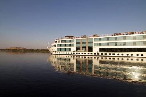 Le Fayan Nile Cruise Every Monday from Luxor for 4 & 7 Nights and every Friday from Aswan for 3 & 7 Nights — 5-Star Luxury Hotel in Luxor, Egypt