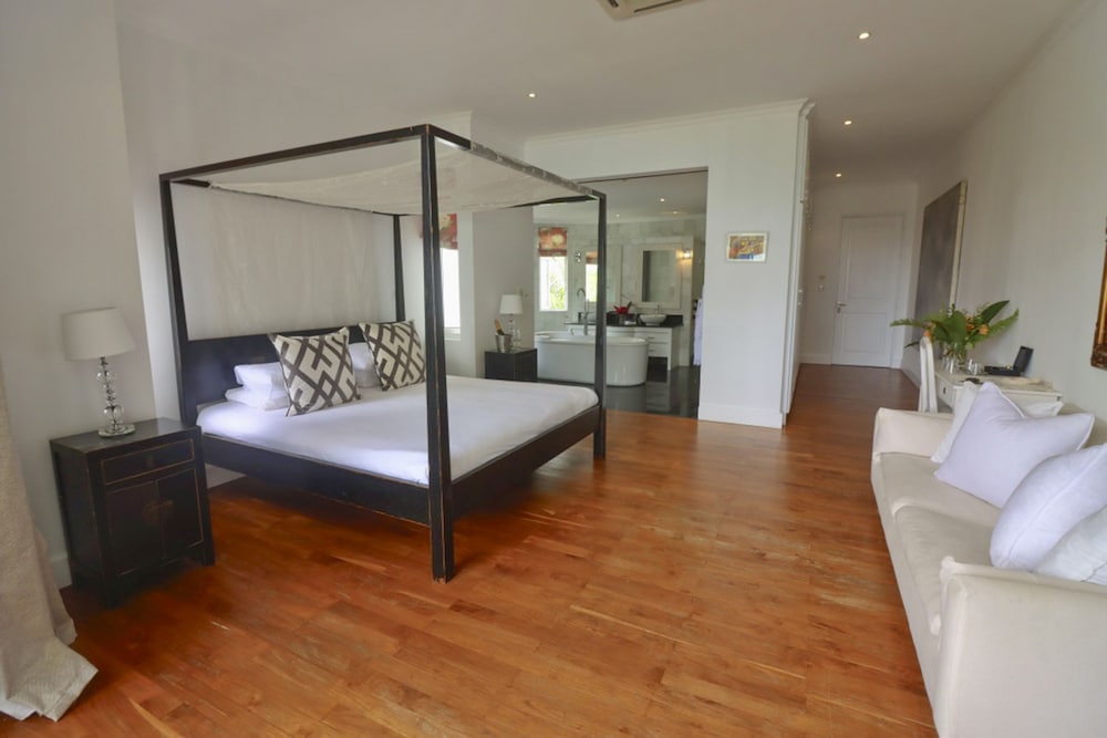 Chateau Elysium — Beau Vallon — photo 2