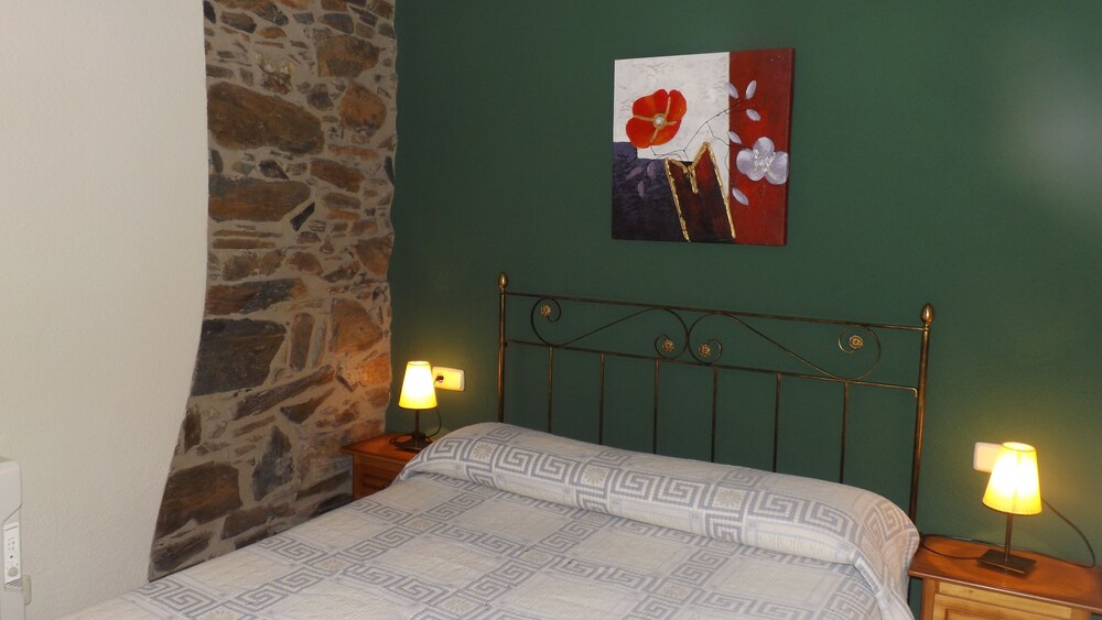 Apartaments Turistics Cal Ferrer — Fogars De Montclus — photo 3