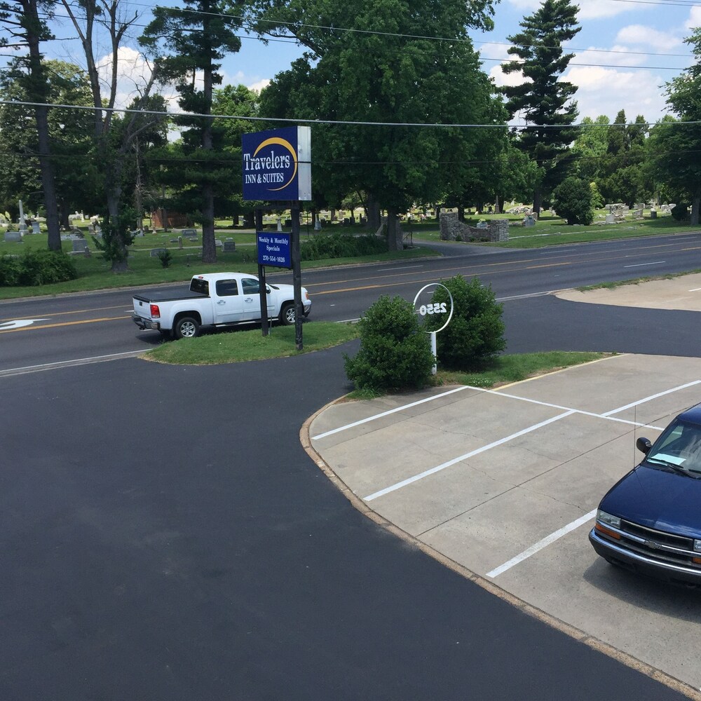 Travelers Inn And Suites - photo 34