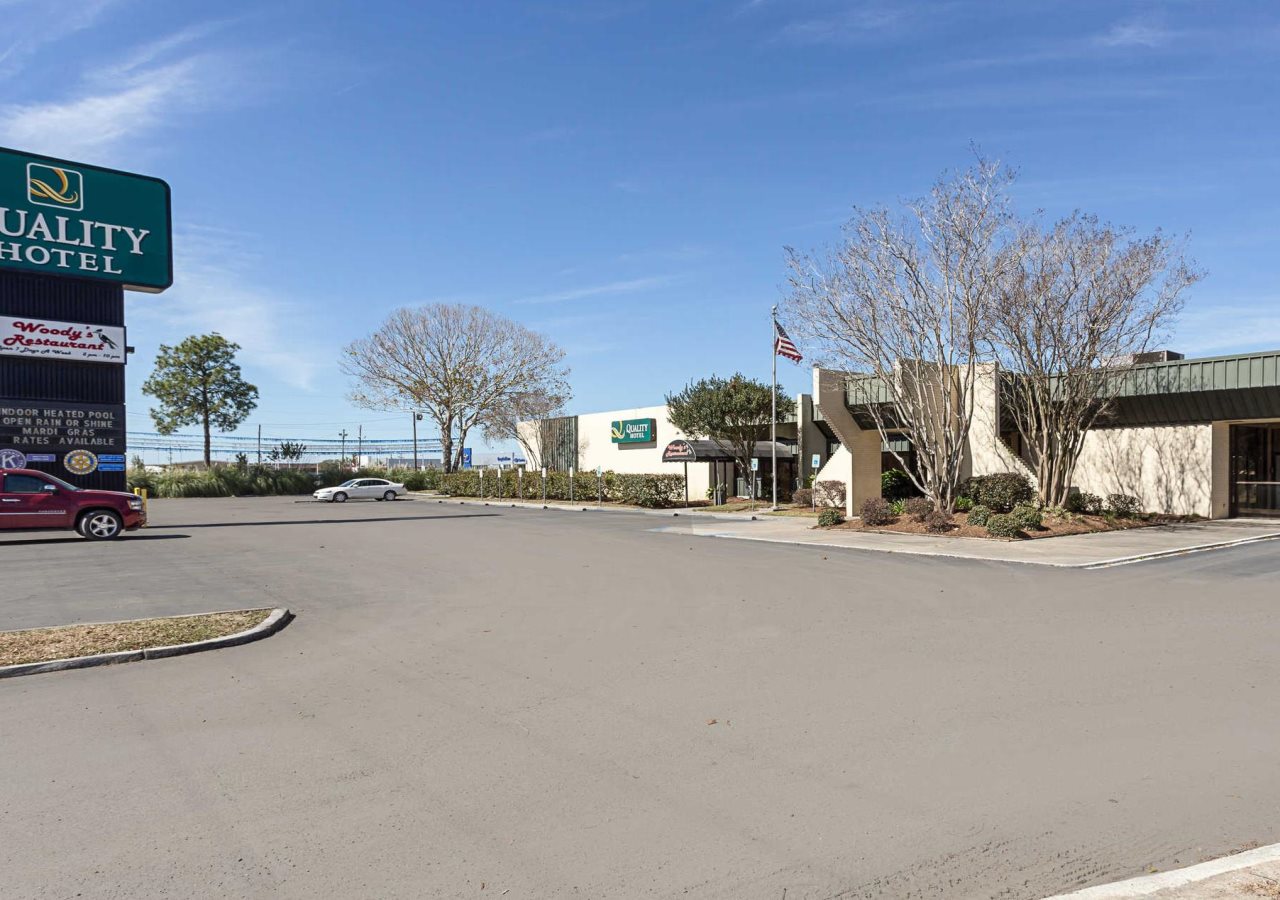 Quality Hotel Houma - carbon neutral hotel in Houma