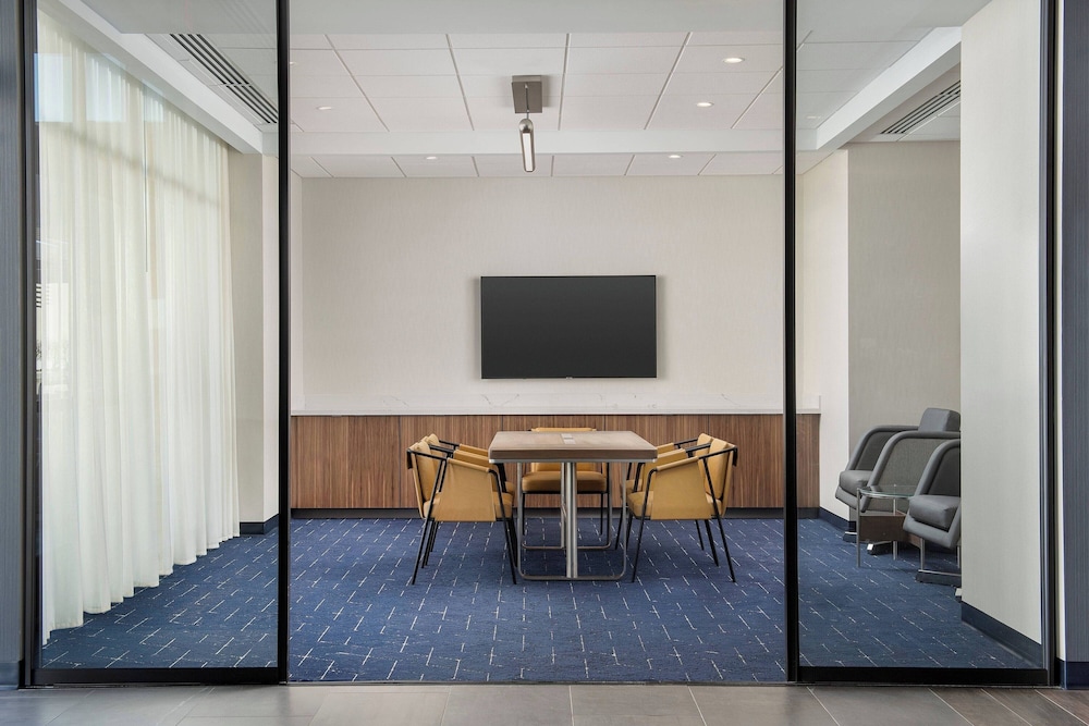 Courtyard by Marriott Indianapolis Plainfield - photo 30