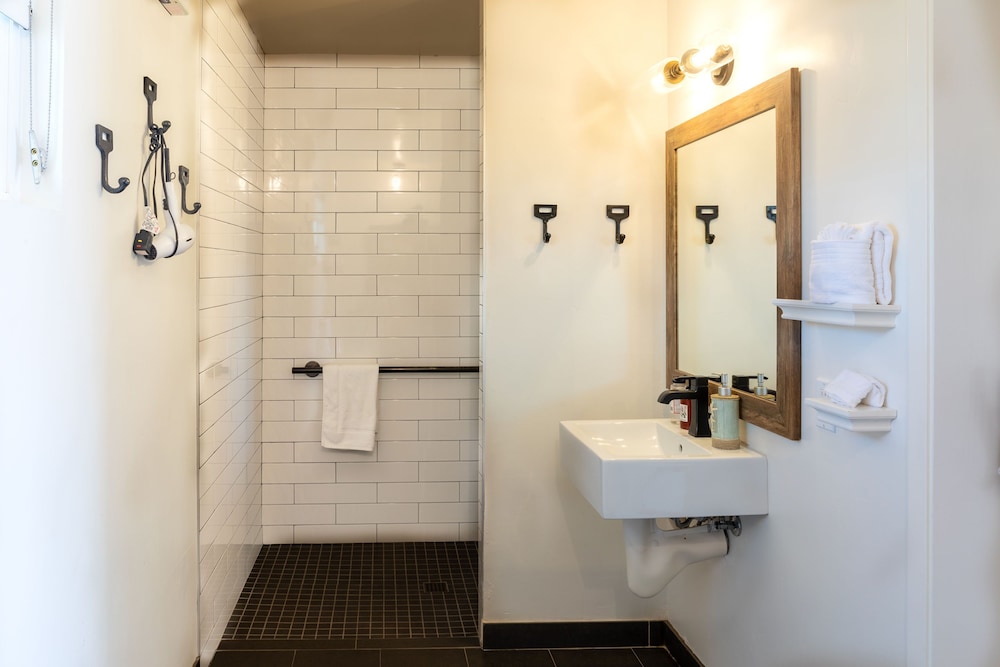Haley Hotel - photo 48