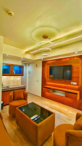 Celeste Residence — 5-Star Luxury Hotel in Lucknow, India