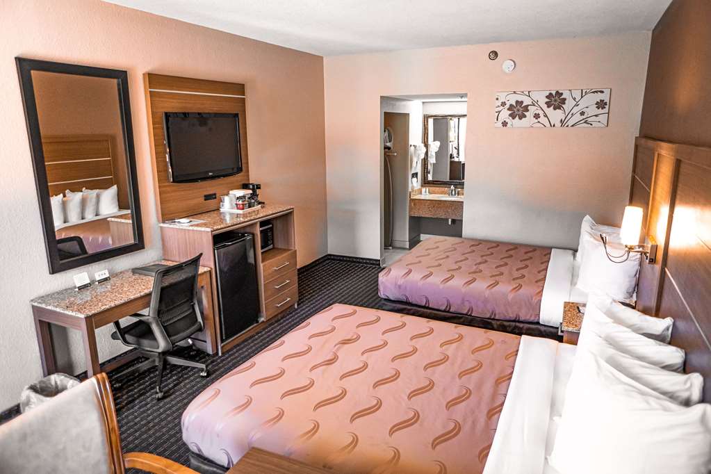 Quality Inn & Suites near Six Flags Austell - photo 8