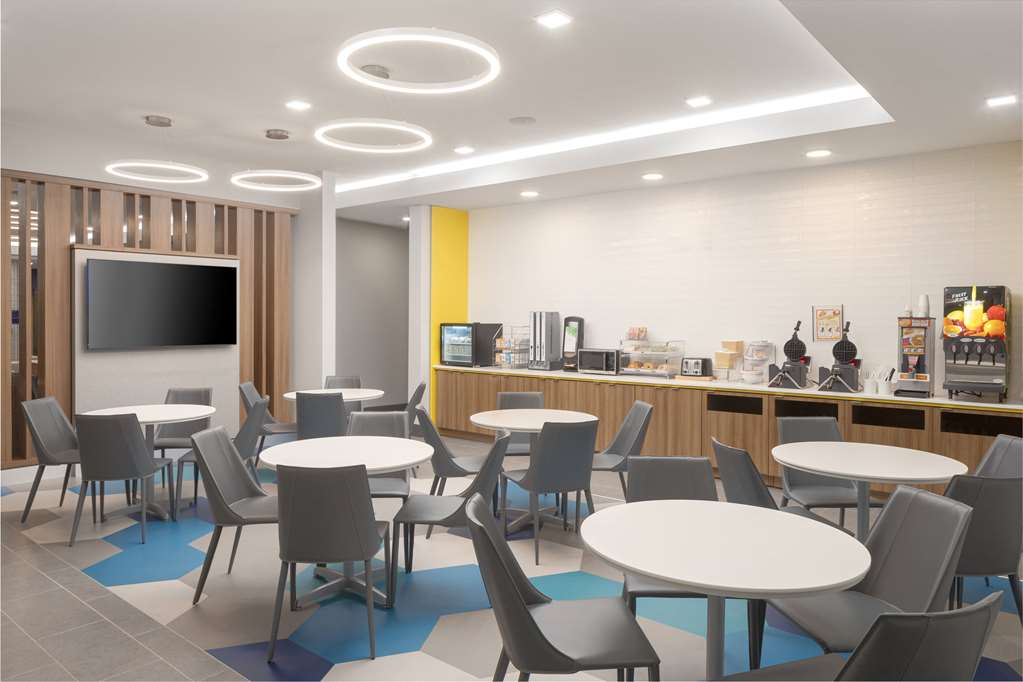 Microtel Inn & Suites by Wyndham Macedon - photo 39