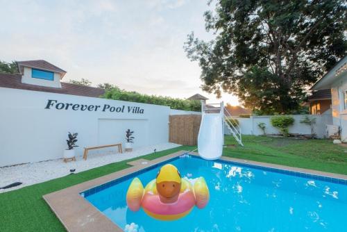 Forever Poolvilla - carbon neutral hotel in Unknown City