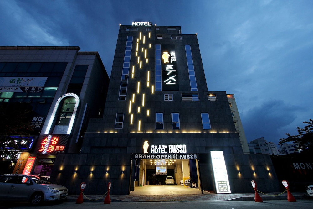 Russo Hotel in Gangneung, South Korea