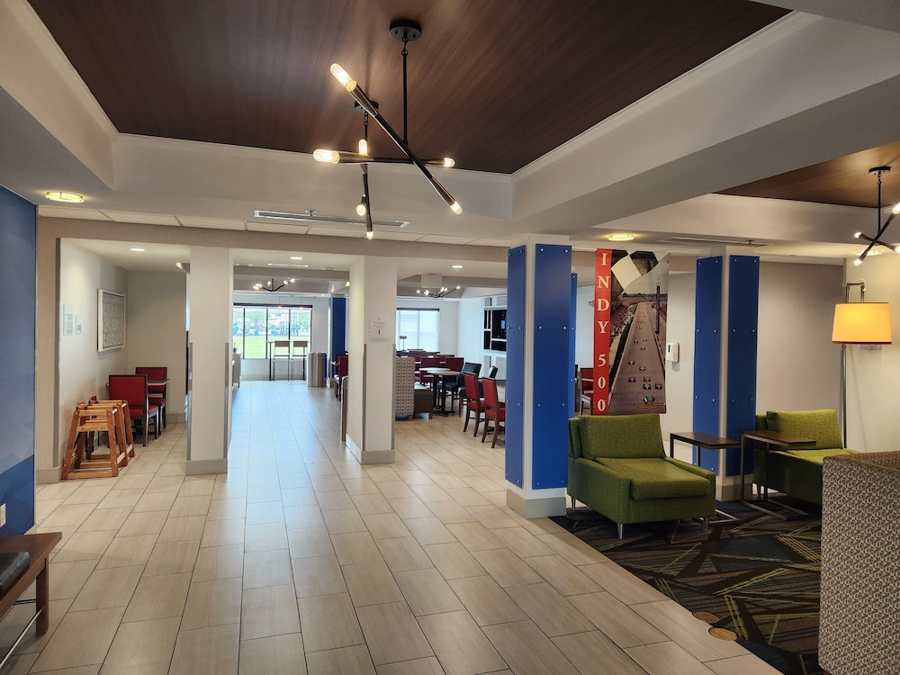 Holiday Inn Express Hotel & Suites Crawfordsville by IHG - photo 38