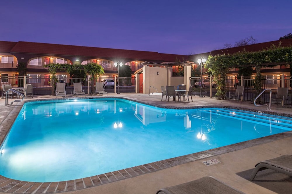 Laurel Inn Motel in Salinas, United States