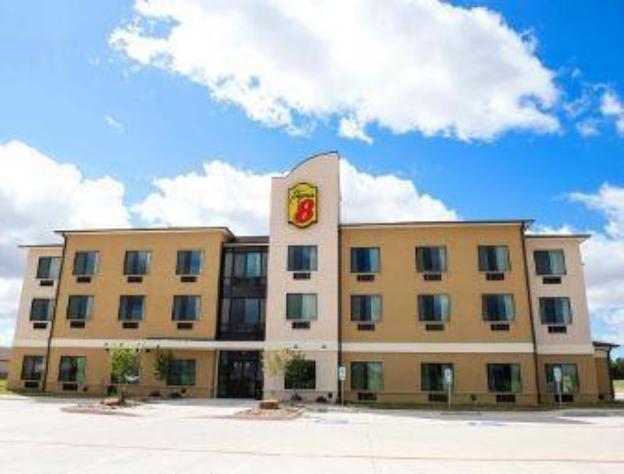 Super 8 by Wyndham Stanton - photo 10